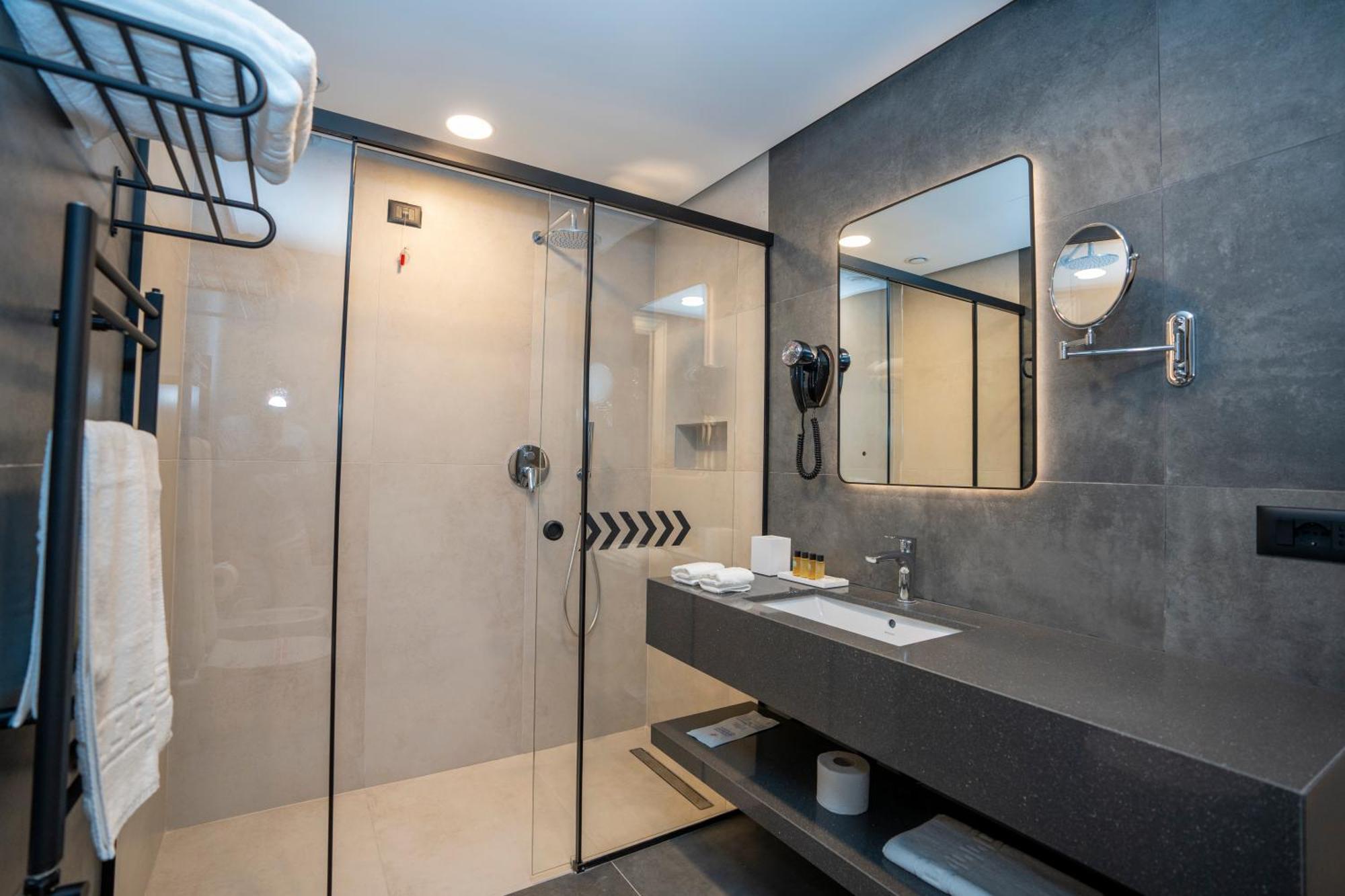 Mozart Hotell 4*