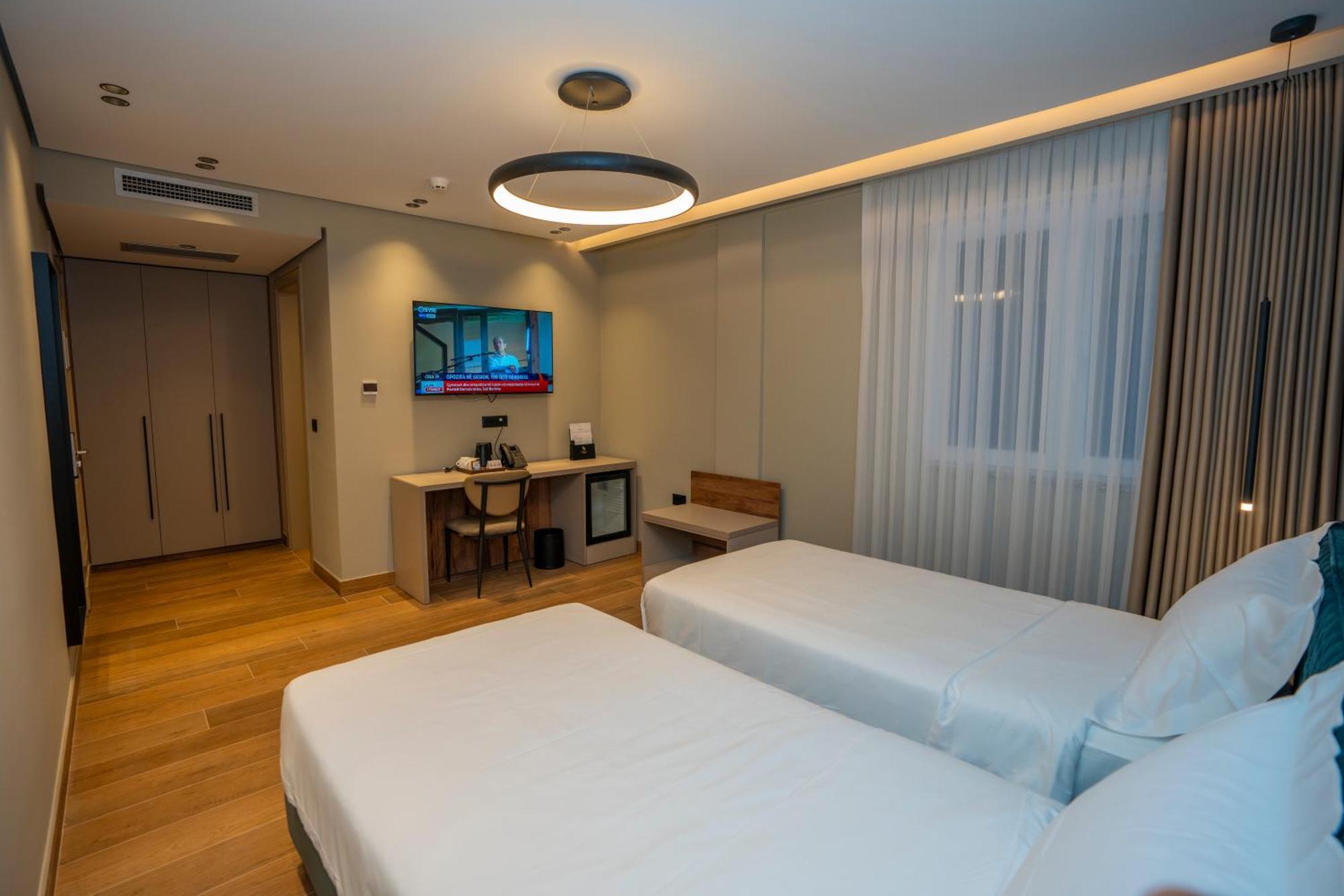 Mozart Hotell 4*