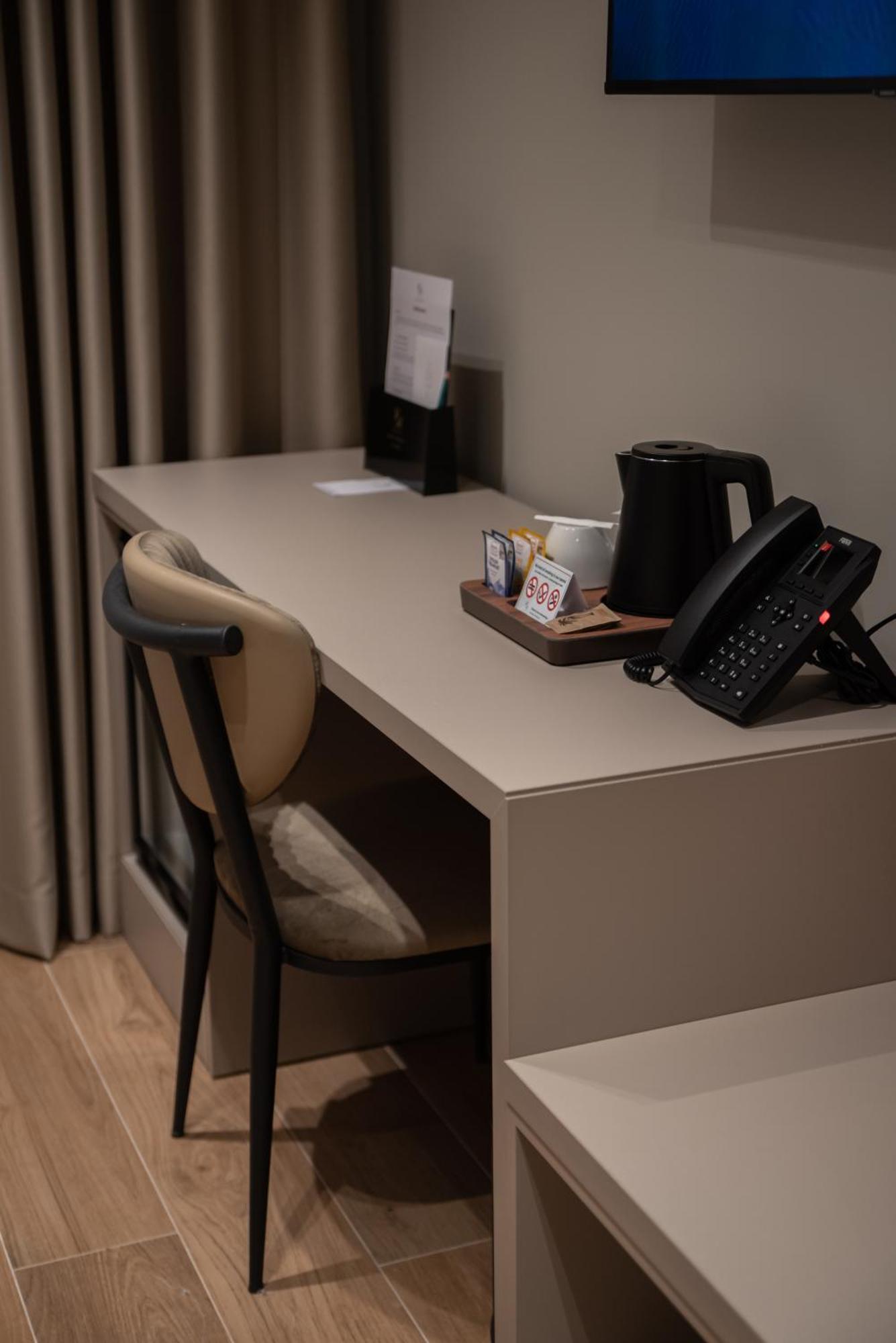 Mozart Hotell 4*